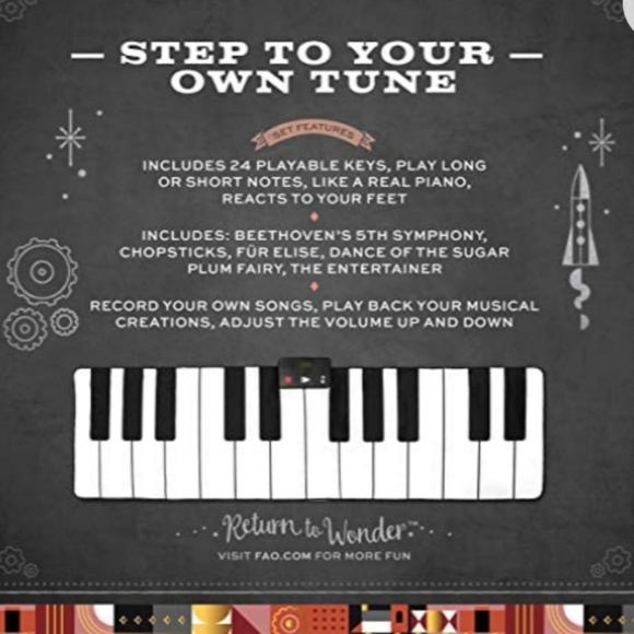 New FAO SCHWARZ giant piano - Picture 3 of 3